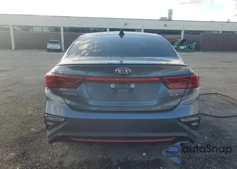 2021 Kia Forte Gt Line z USA, uszkodzony, nr VIN 3KPF34AD4ME323328